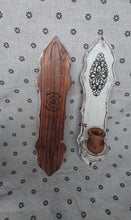 Load image into Gallery viewer, Colonial candle sticks