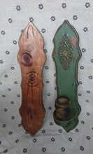 Load image into Gallery viewer, Colonial candle sticks