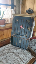 Load image into Gallery viewer, Medicine cabinet