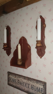 Colonial candle sticks