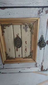 Tabletop bread cabinet